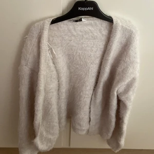 Kofta - Mysig kofta från Cubus i bra skick