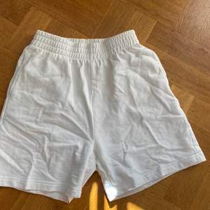 Sköna shorts från Gina storlek S