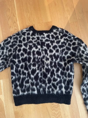 Tröja nakd - Tröja i fint skick från nakd , nästan oanvänd 