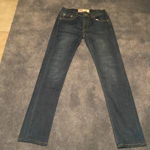 Levis jeans 510 för barn i fint skick, strl 14