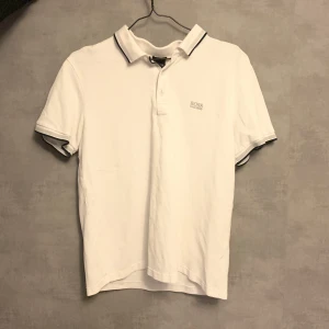 Hugo boss tröja - Säljer denna Hugo boss tröja i strl XL som inte kommer till någon användning 