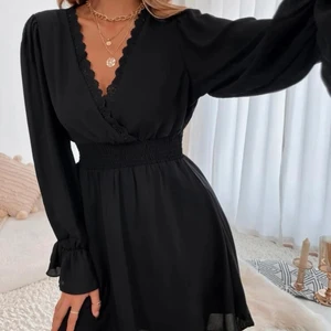 Klänning - Fin klänning från shein, endast testad men inte min smak