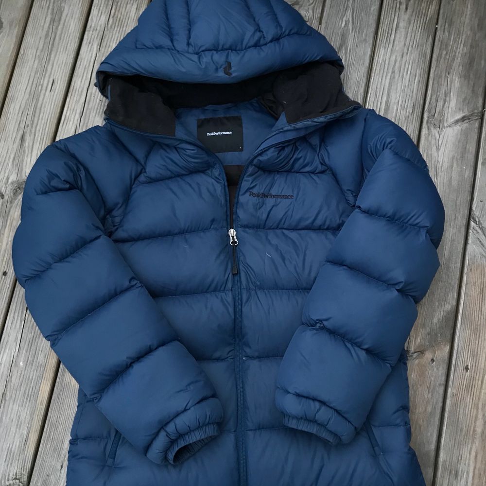 Peak performance ilma down jacket hotsell
