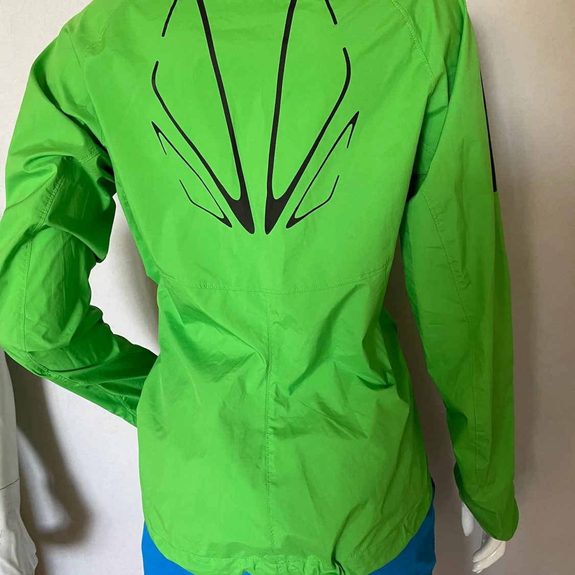 Adidas Climacool funktions jacka i nyskick - 90