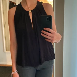 Linne/blus från hm - Linne/blus från hm i storlek S, bra skick! 