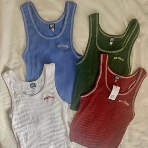 BDG JEANS Linnen - ALLA LINNEN SÄLJ FÖRSIG I MIN PROFIL❗️Säljer då de aldrig används! Dom har inga skador och är som nya! 💗Alla har samma modell i S. 50kr styck,,frakt 45kr