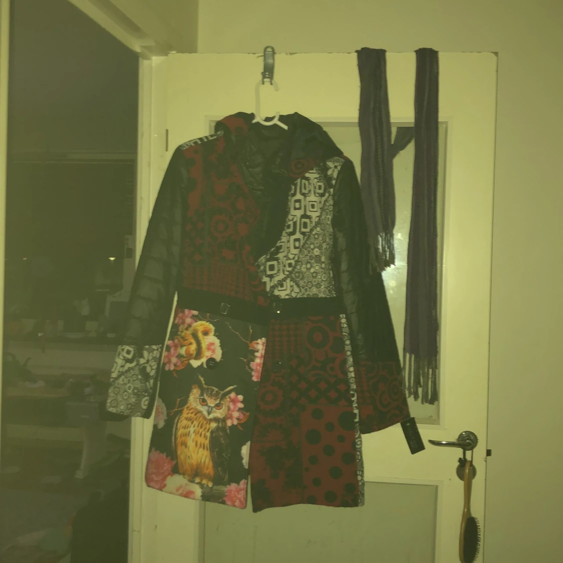 Oanvänd sanslöst snygg italiensk kafkan  - 90