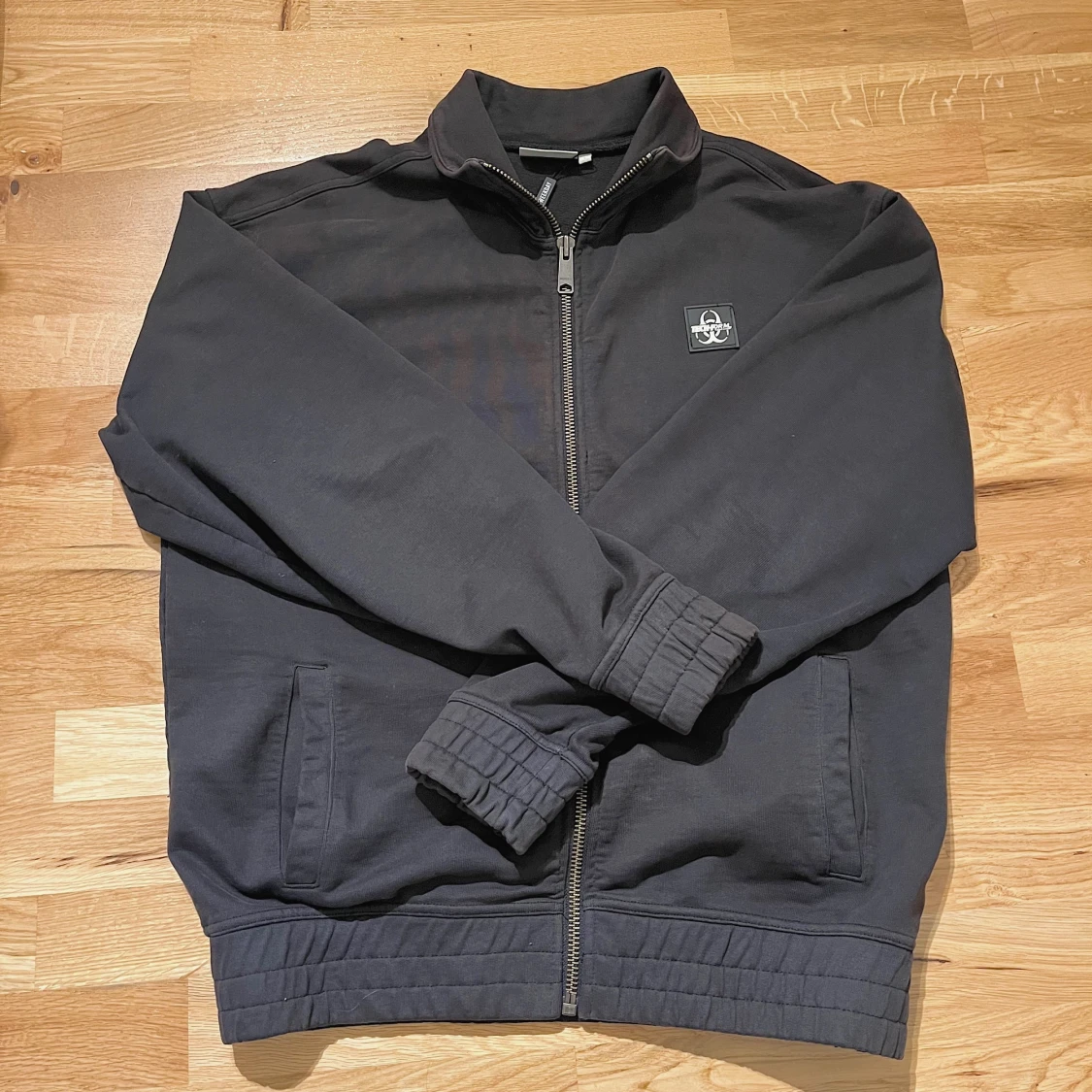 Weekday zip up - 91