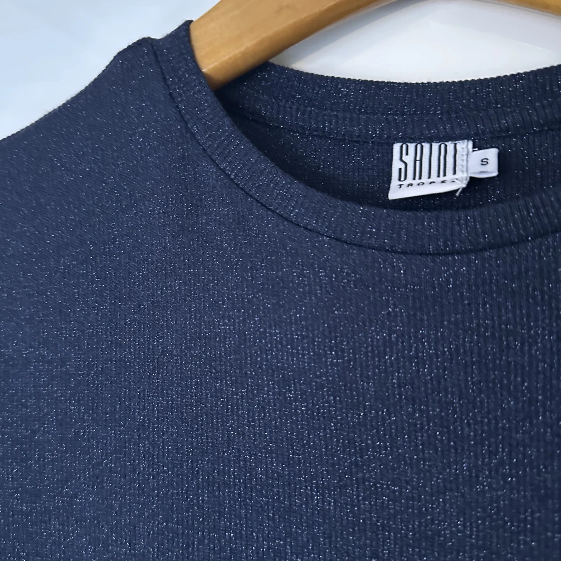 Blå glittrig klänning - 90