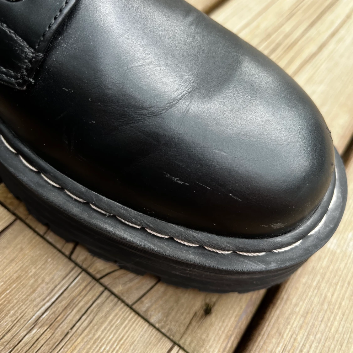 Matt svarta kängor  - 91