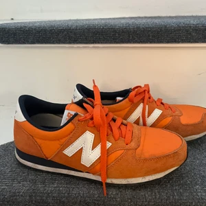 New balance 420 - Orange New balance 420 i storlek 38. I bra skick tvättar självklart innan dom skickas 