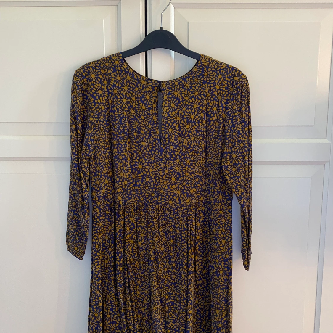 Mönstrad klänning - 91