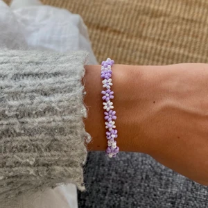 pärladesmycken - Några fler av veckans beställningar. Jätte fina armband och halsband.💗💗 Armband - 69kr/st, halsband - 69kr/, frakt 13kr💗💗