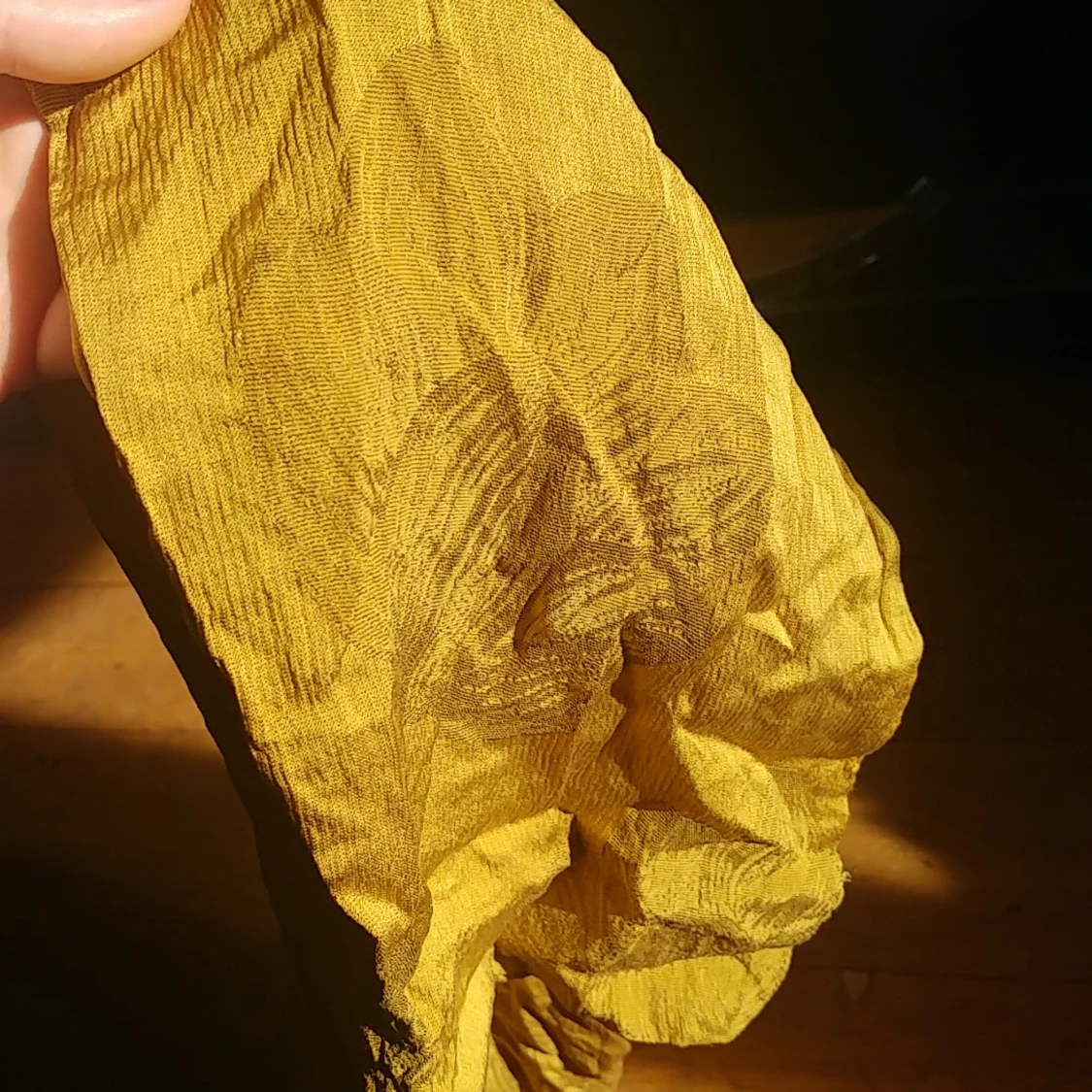 Gula flowy byxor - 90