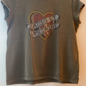 Zadig tröja  - Jag säljer min Zadig tröja för den kommer inte till användning. Skriv för flera bilder😍