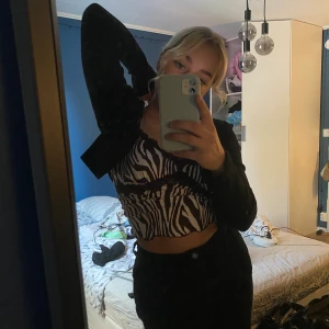 Zebralinne - Snyggt zebralinne från shein, säljer det för att jag tröttnat på det:/