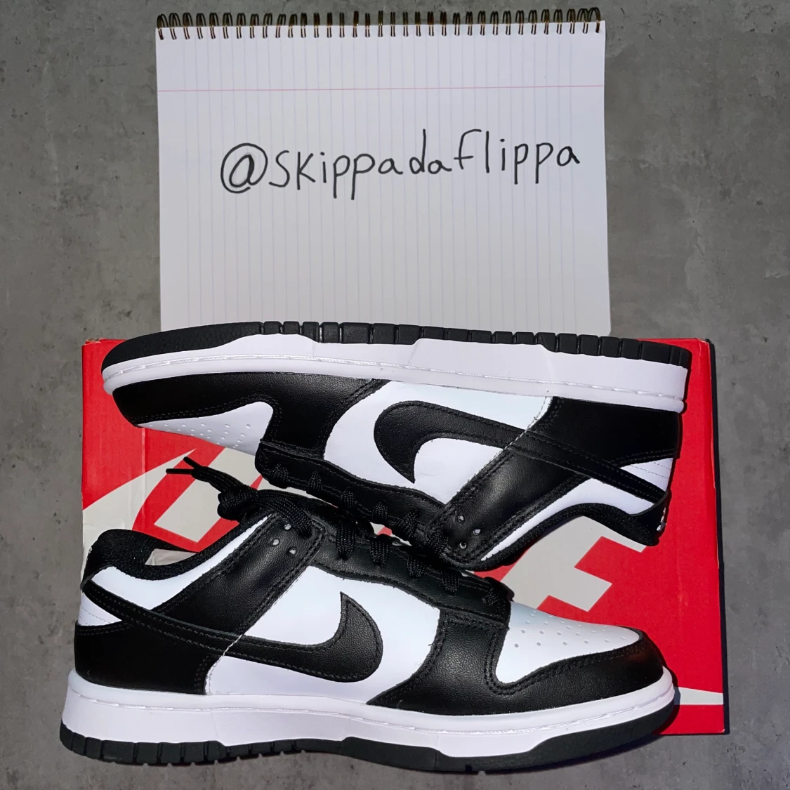 NIKE Dunk Panda low (wmn sizes)