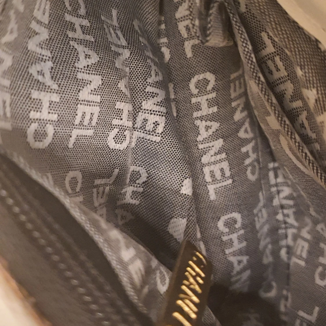 Vit axelremsväska med guldkedja axelrem - 91