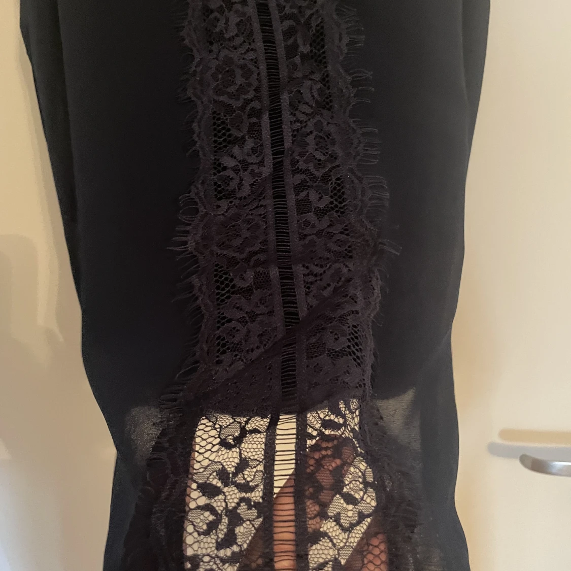 Linne med spets i ryggen  - 91