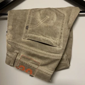 Dondup Jeans - Dondup jeans i modellen george, skinny fit. strl 30