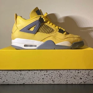 Jordan 4 lightning - Knappt använda, cond 8,5/10