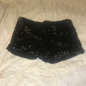 Shorts storlek M - Vero Moda storlek M