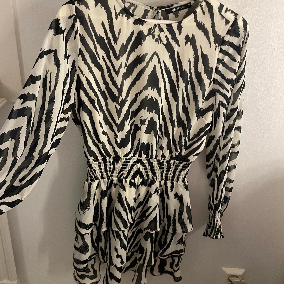 Klänning Ginatricot st 34 - 90