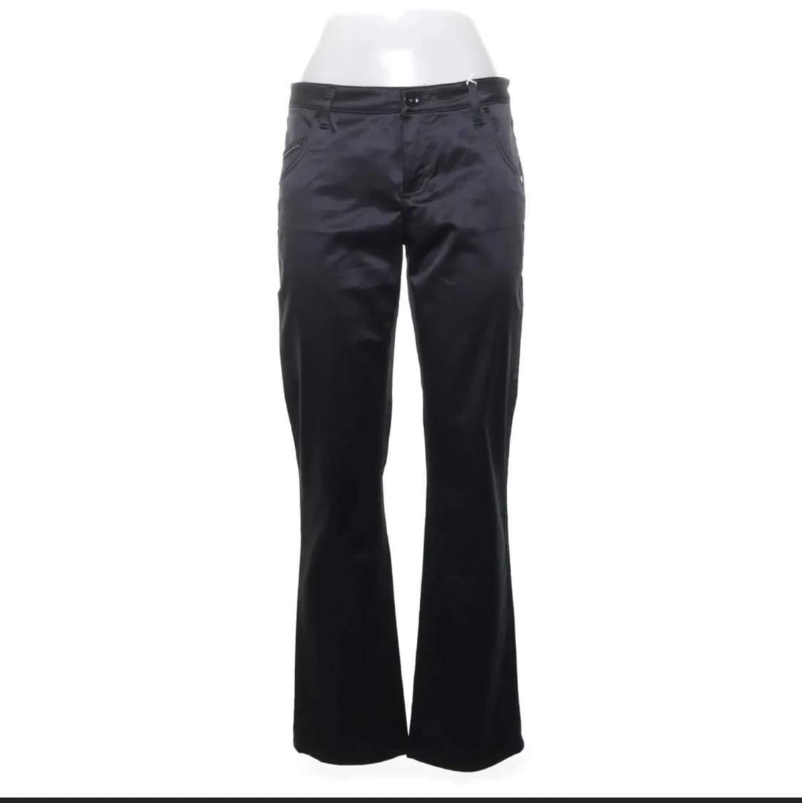 Lågmidjade kostymbxor