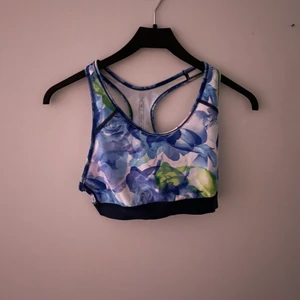Tränings bh - Super gullig träning bh, kolla även in min profil då paketpris finns och pris går alltid att diskutera💕