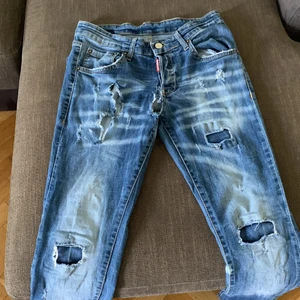 Dsquared2 - Tvär snygga och är äkta 