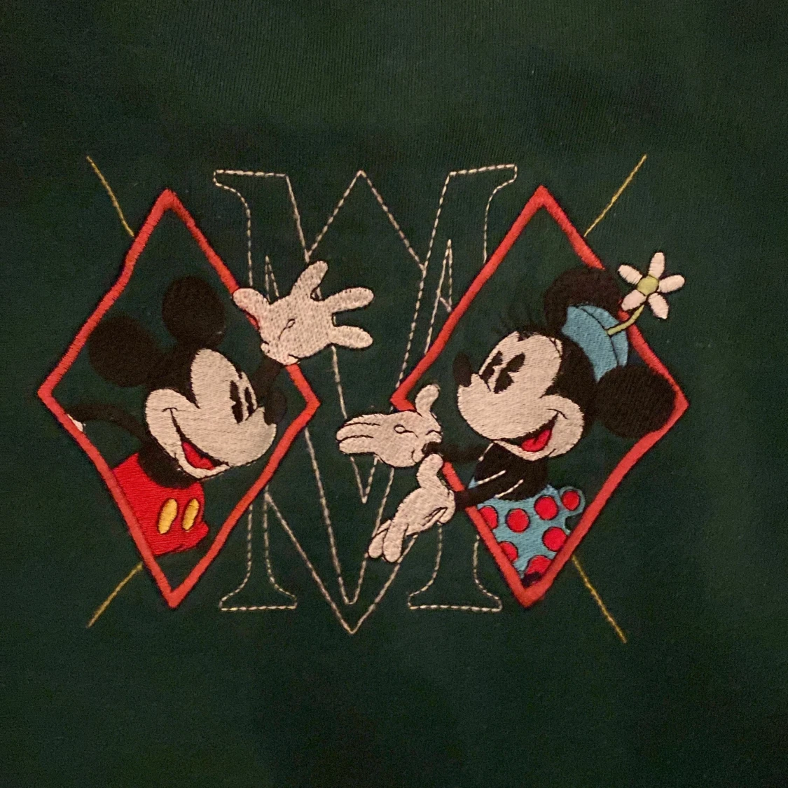 Mörkgrön Disney Musse crewneck  - 91