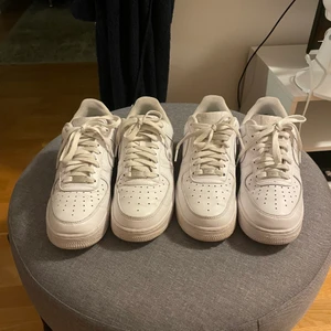 Air force 1  - Tja! Säljer dessa 2 par air force 1  Båda är storlek 40,5  Skicket är 8/10 väldigt lite tecken på användning.  Släng iväg ett pm ifall frågor finns eller fler bilder önskas! Pris: 800kr styck   Ta båda för 1500 kr 🙂