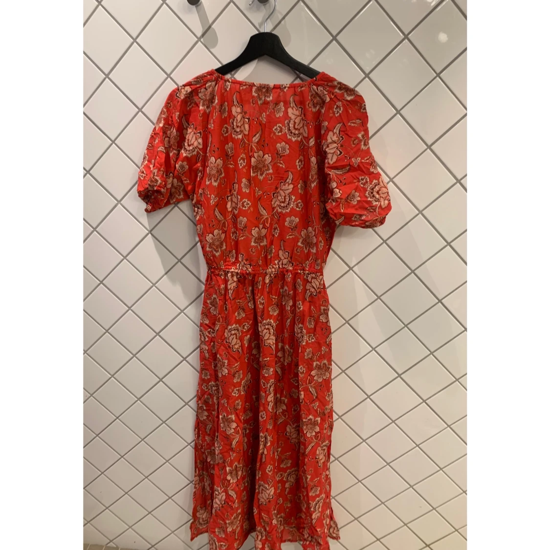 Klänning från Mango. - 90