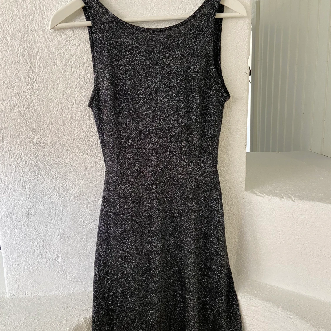 Glittrig klänning - 90