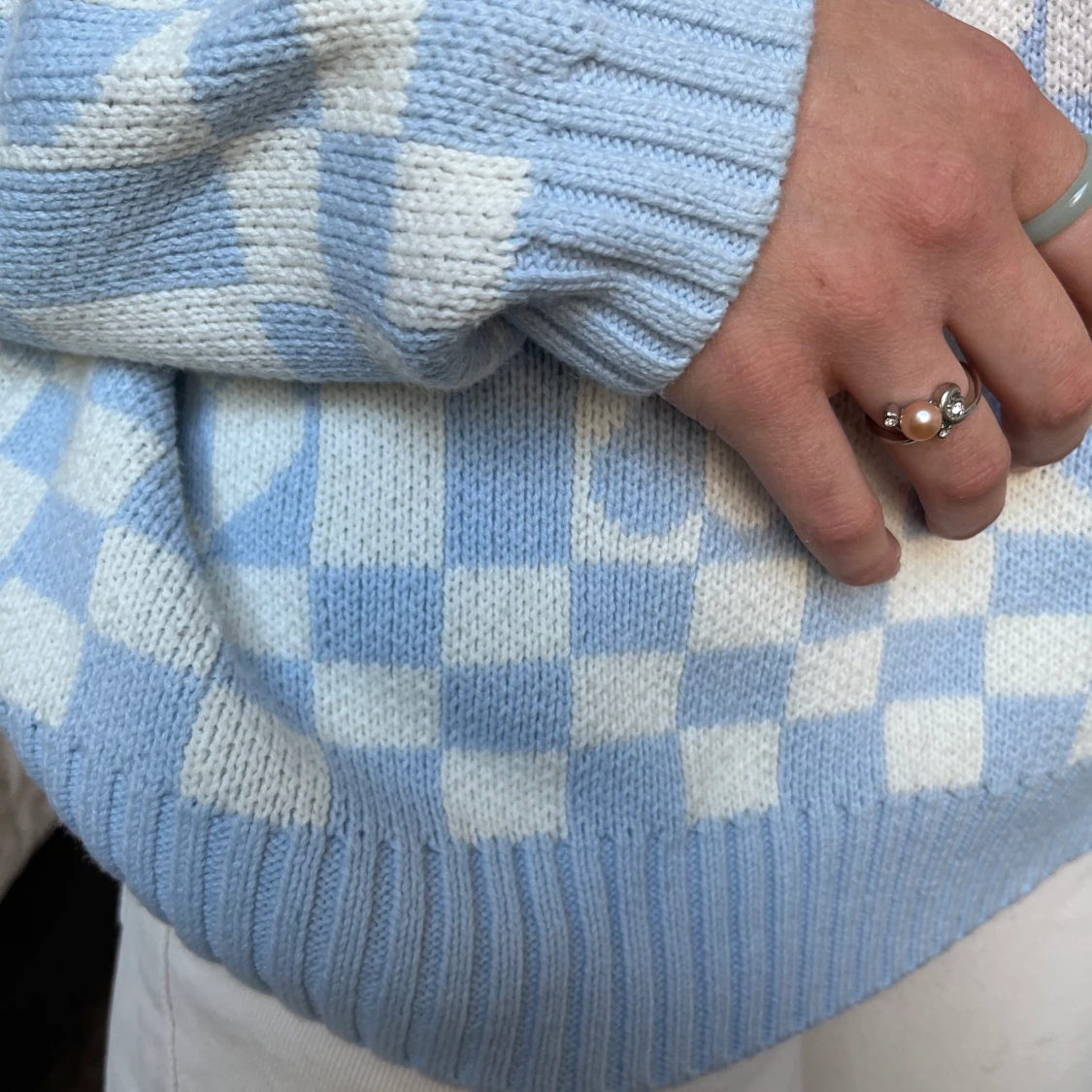 Stickad tröja  - 91