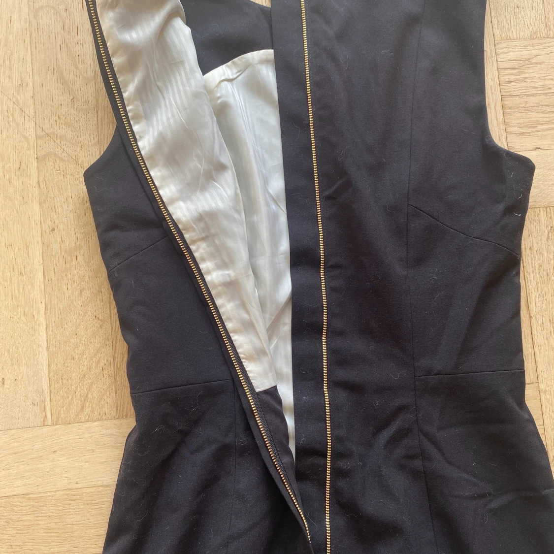 Svart klänning  - 91