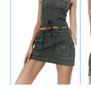 Jaded London kjol - Säljer denna sjukt snygga kjol från Jaded London som är helt slutsåld. Jag betalade cirka 800kr med frakt. Prislappen sitter på, den var för liten på mig. Skriv privat för fler bilder eller frågor🥰