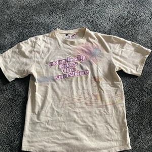 Skön tröja🥰 - Köpt på secondhand, väldigt bra tjock kvalitet💕