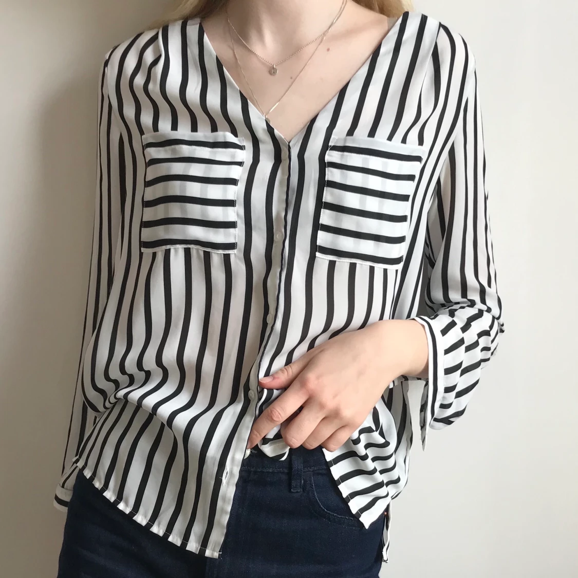 V-ringad randig skjorta - 90