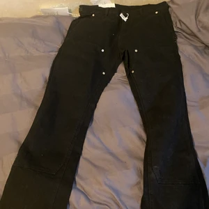 Y2k bootcut byxor med dragkedjor - XL men passar mer som L 1-3 dagar leverans 📦 