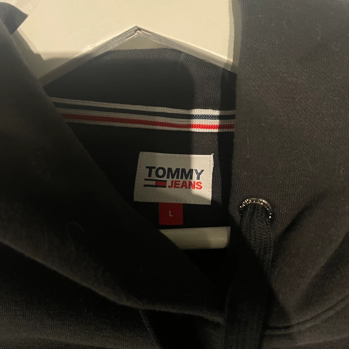 Tommy Hilfiger hoodie, mycket fint skick! - 91