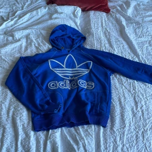 Vintage Adidas-hoodie  - En vintage äkta adidashoodie