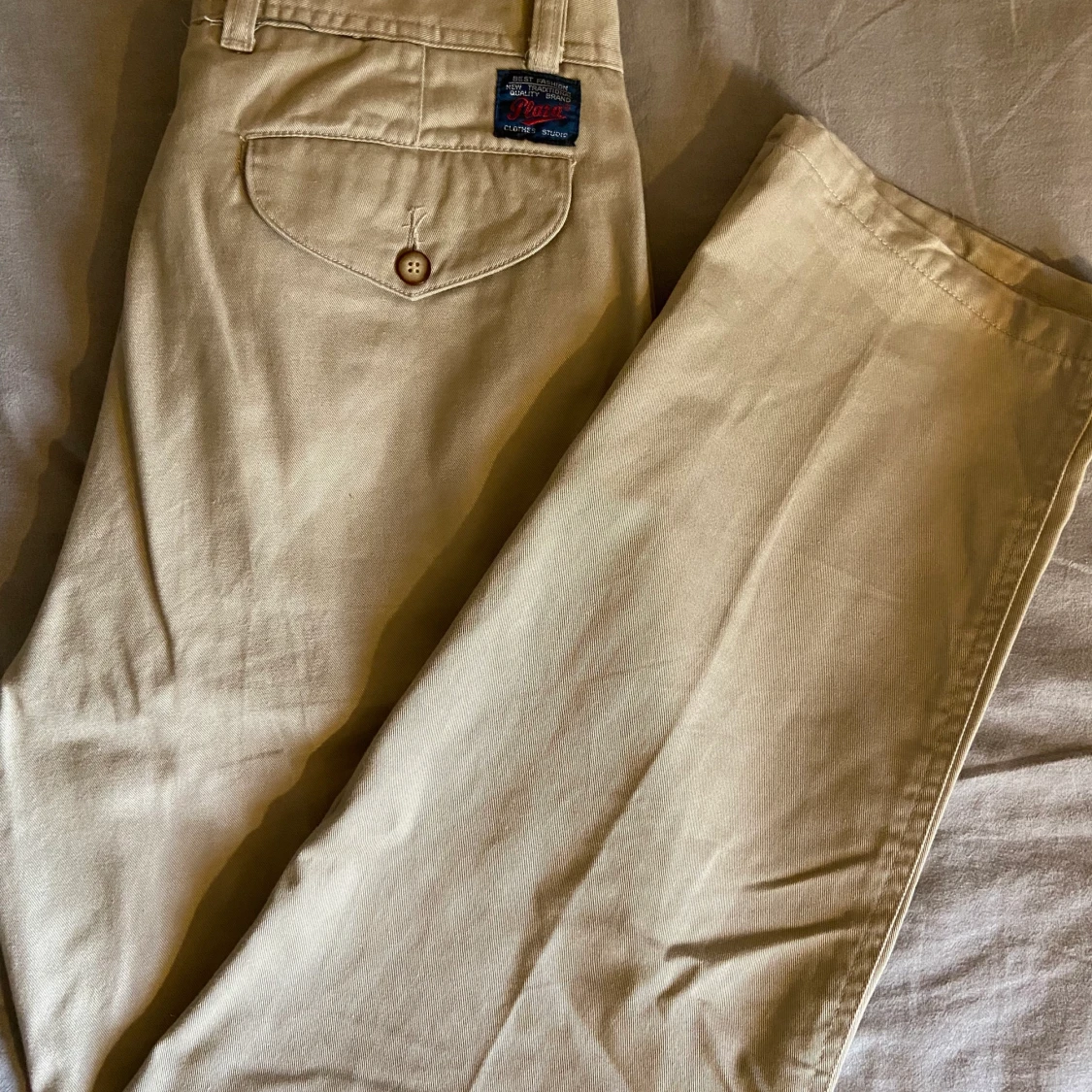 Högmidjade byxor - 90