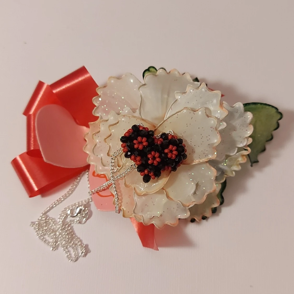 ETT TJUSIGT BULLIGT HJÄRTA (HANDGJORT)