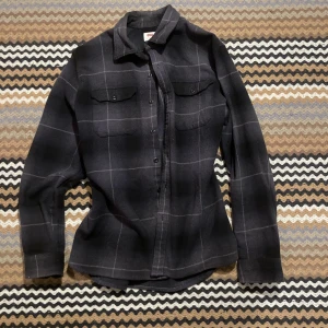 Levi’s flanellskjorta  - Bra skick 
