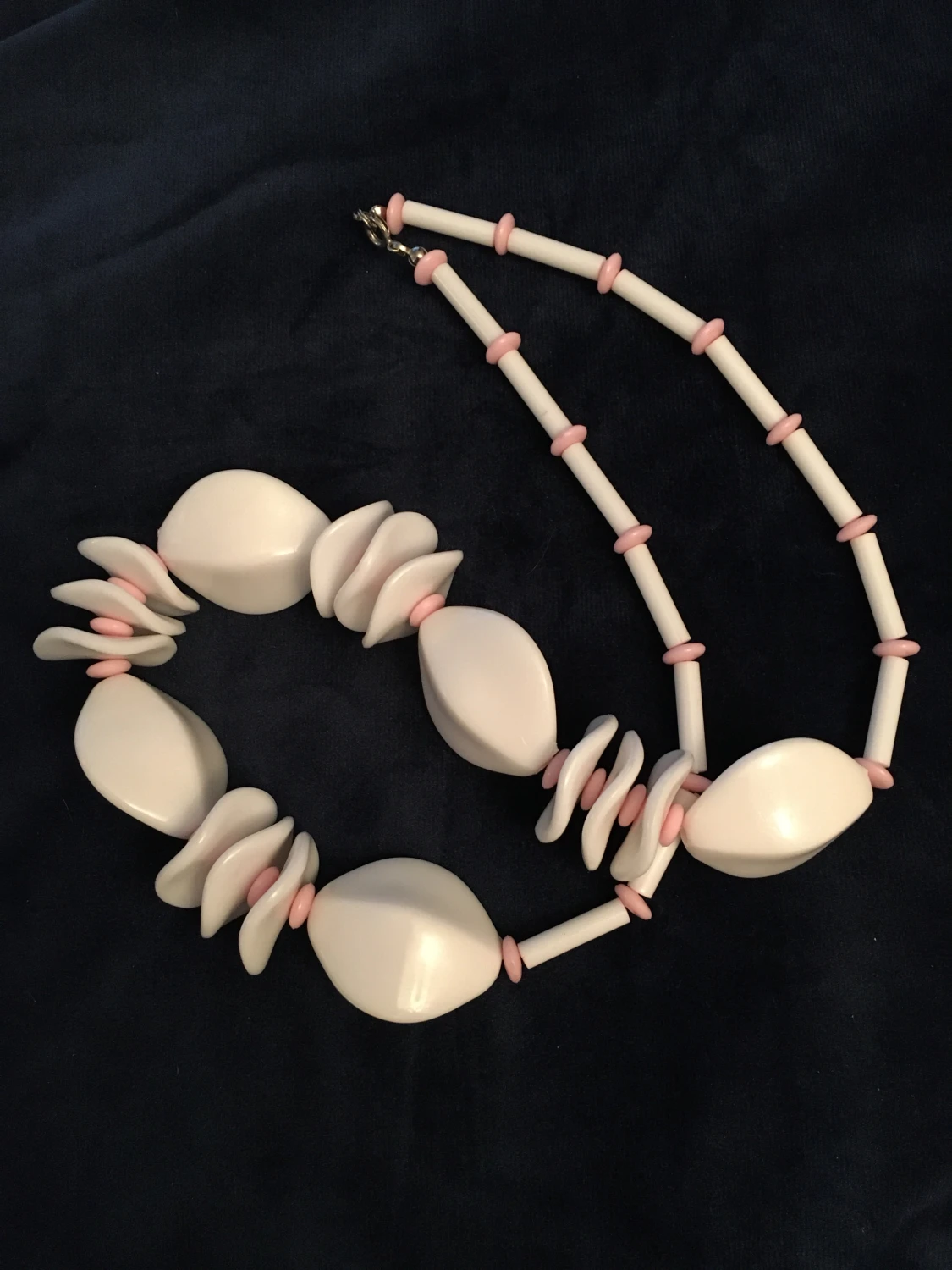 Halsband rosa plast - 90