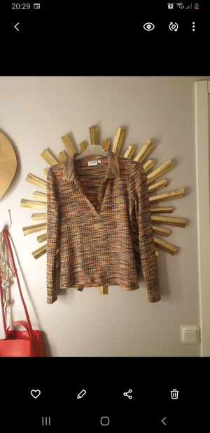 Kappahl tröja  - Ribbstickad tröja från Kappahl, hely ny och oanvänd. Nypris var 350kr 