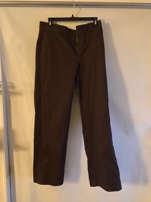 Dickies 874 original fit - Ett par knappt använda dickies som bara ligger i garderoben. Condition 9/10