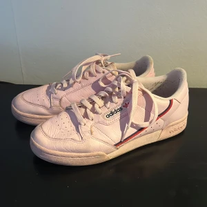Adidas Continental 80  - Adidas Continental 80 Babyrosa, release 2018. Sparsamt använda.