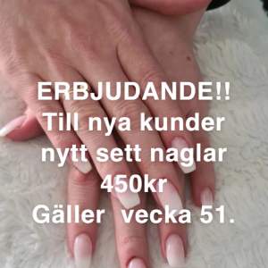 Jag gör nagelförlängningar och.                    gelé förstärkning på naturliga naglar.  Jobbar bara med Gelé som är svenska produkter som är godkända enligt EU. 
